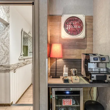 Santamaggiore بيت ضيافة