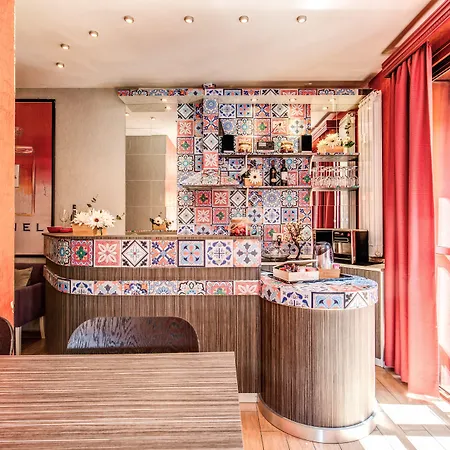 Santamaggiore بيت ضيافة