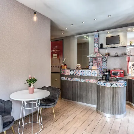 Santamaggiore Konukevi Roma